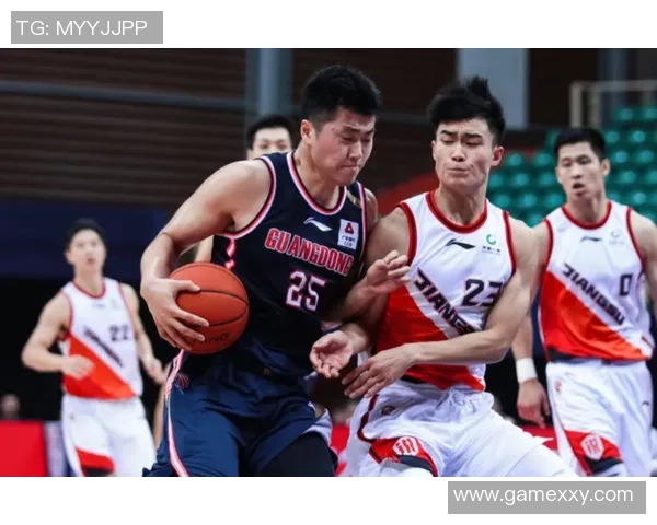 广东对阵首钢全场直播精彩回顾与赛后分析尽在此处