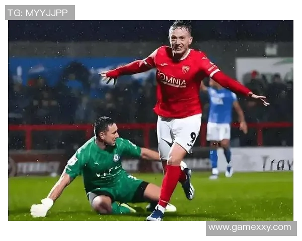 曼联对哈德斯菲尔德比赛前瞻及胜负预测分析