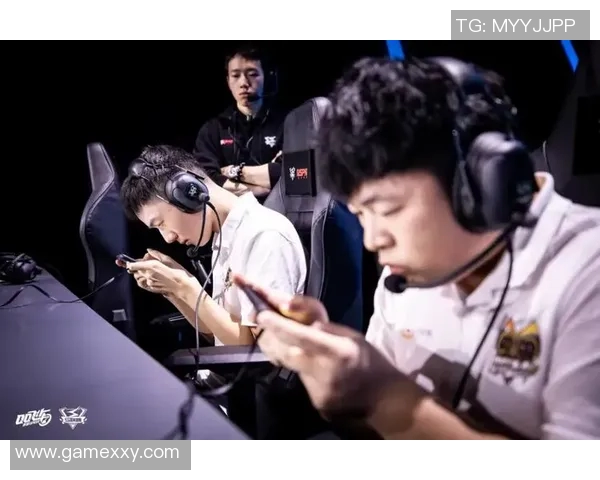 太阳与爵士对决胜负悬念揭晓全场精彩瞬间回顾与分析