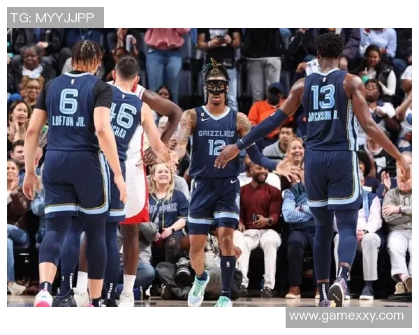 火箭队与灰熊队历史交锋比分回顾及精彩瞬间分析