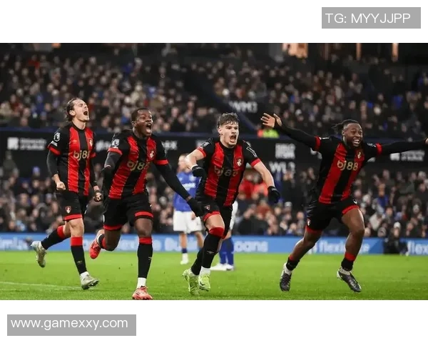 伯恩茅斯对阵曼联的专家预测分析及比赛前瞻解读 伯恩茅斯对阵曼联的专家预测分析及比赛前瞻解读