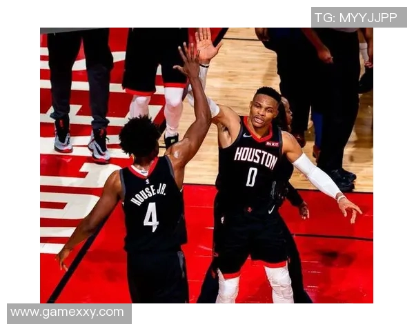 火箭队与上海大鲨鱼2017年精彩对决回顾及赛季亮点分析 火箭队与上海大鲨鱼2017年精彩对决回顾及赛季亮点分析