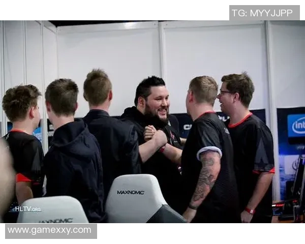 阿拉戈斯与帕梅拉斯激战正酣谁将赢得这场足球盛宴的胜利